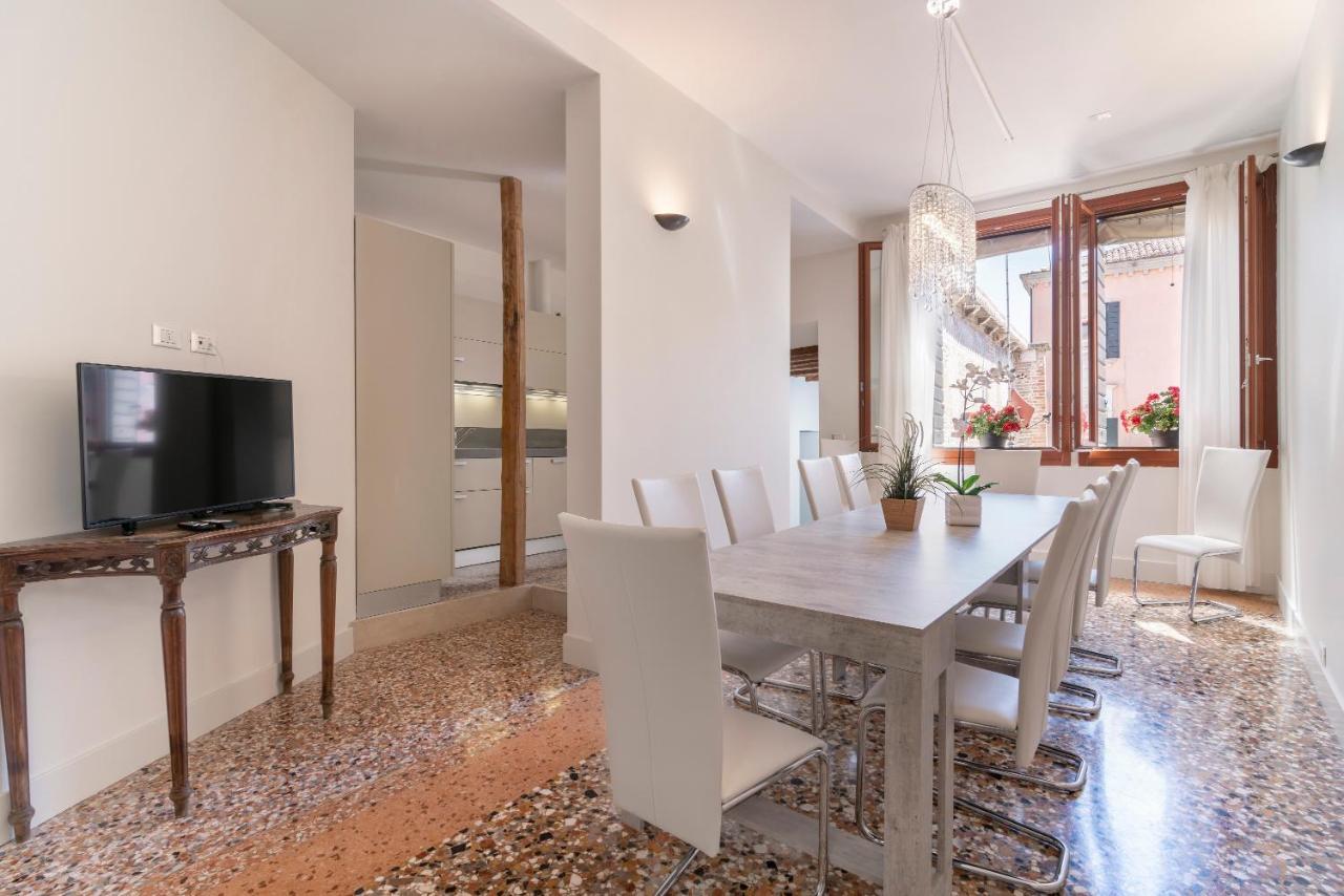 Casanova Deluxe Apartment By Wonderful Italy เวนิส ภายนอก รูปภาพ