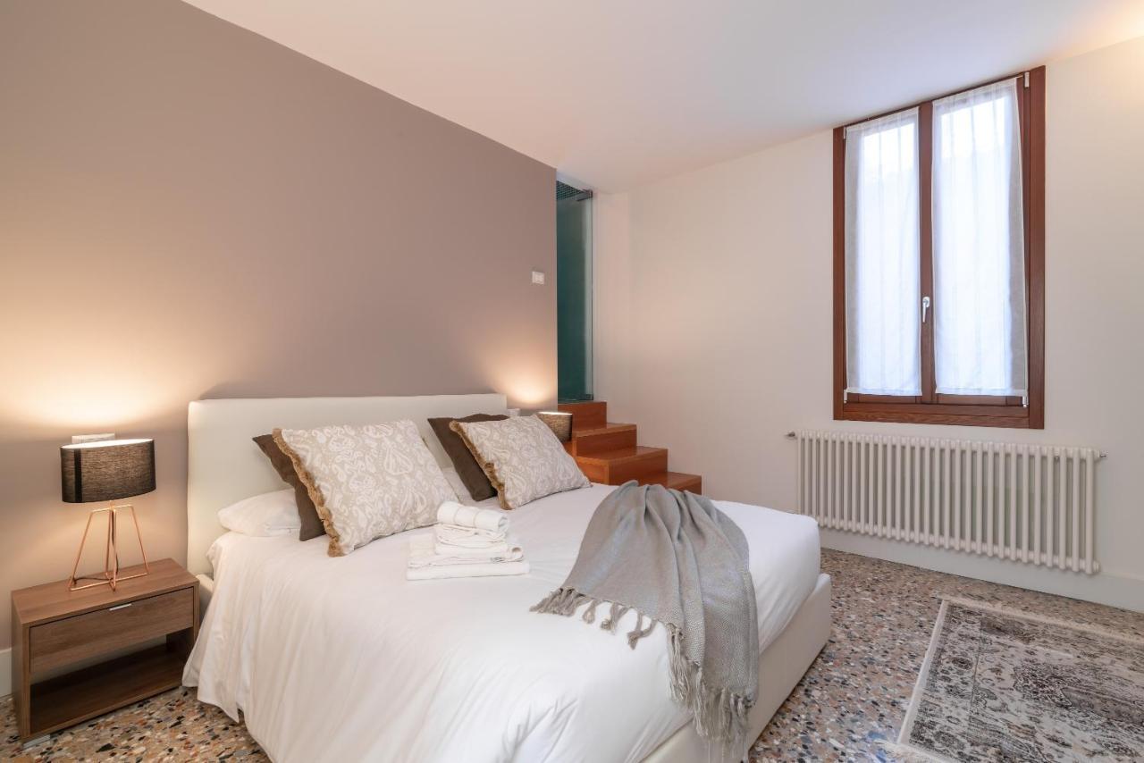 Casanova Deluxe Apartment By Wonderful Italy เวนิส ภายนอก รูปภาพ
