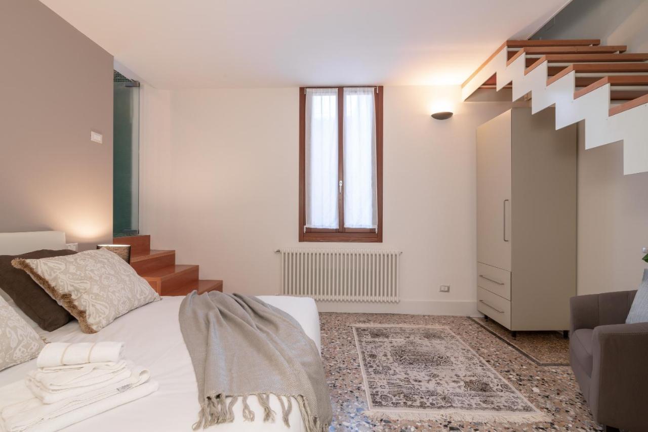 Casanova Deluxe Apartment By Wonderful Italy เวนิส ภายนอก รูปภาพ