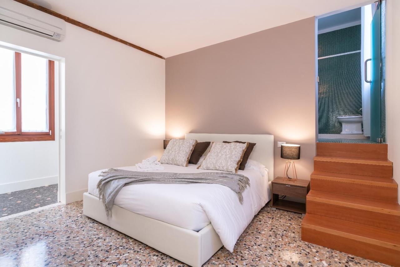 Casanova Deluxe Apartment By Wonderful Italy เวนิส ภายนอก รูปภาพ