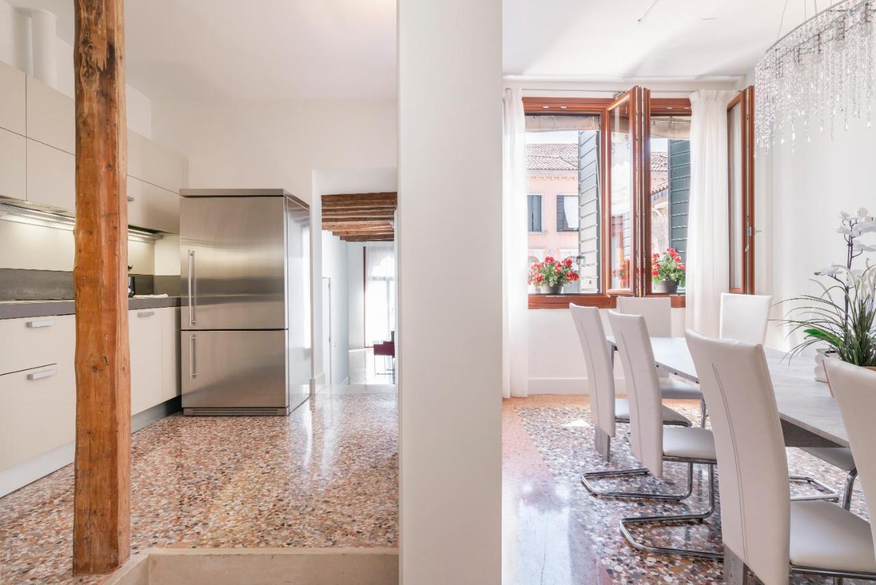 Casanova Deluxe Apartment By Wonderful Italy เวนิส ภายนอก รูปภาพ
